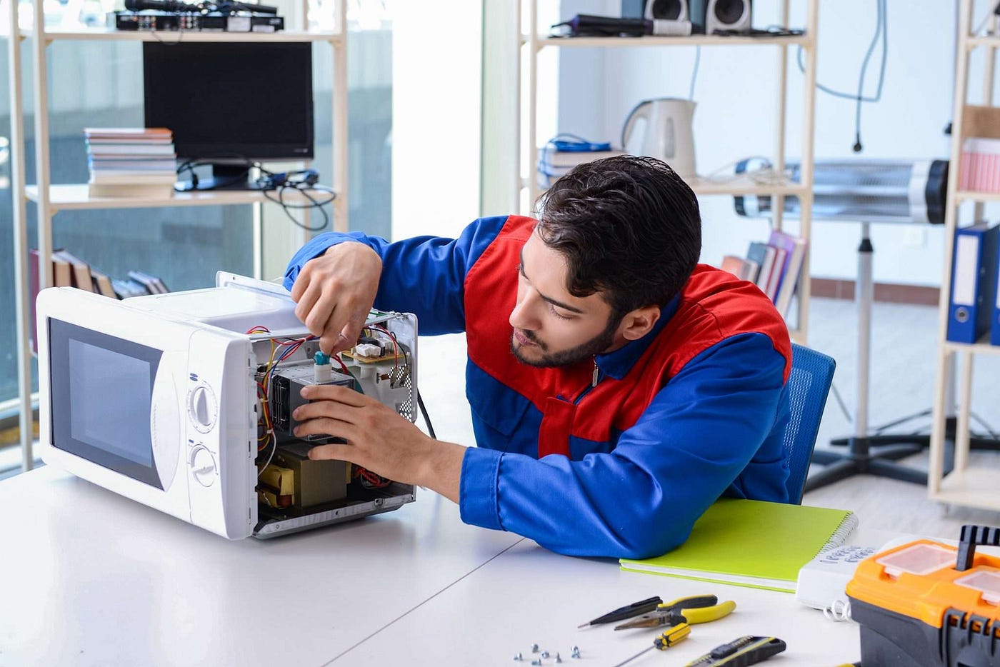 Microwave Repair Services in Riyadh